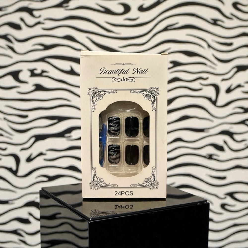 5️⃣Press On Nails Set | Zebra Design Or 5/25